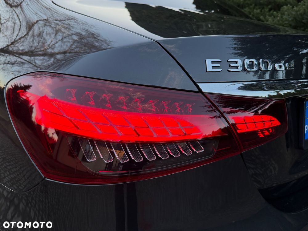 Mercedes-Benz Klasa E 300 de 9G-TRONIC AMG Line - 40