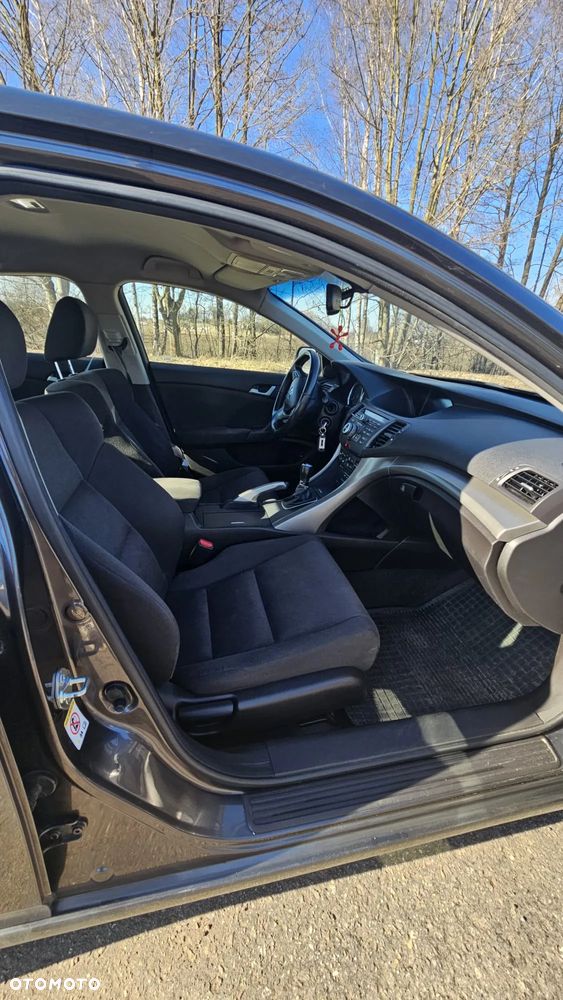 Honda Accord 2.0 Executive Nav - 7