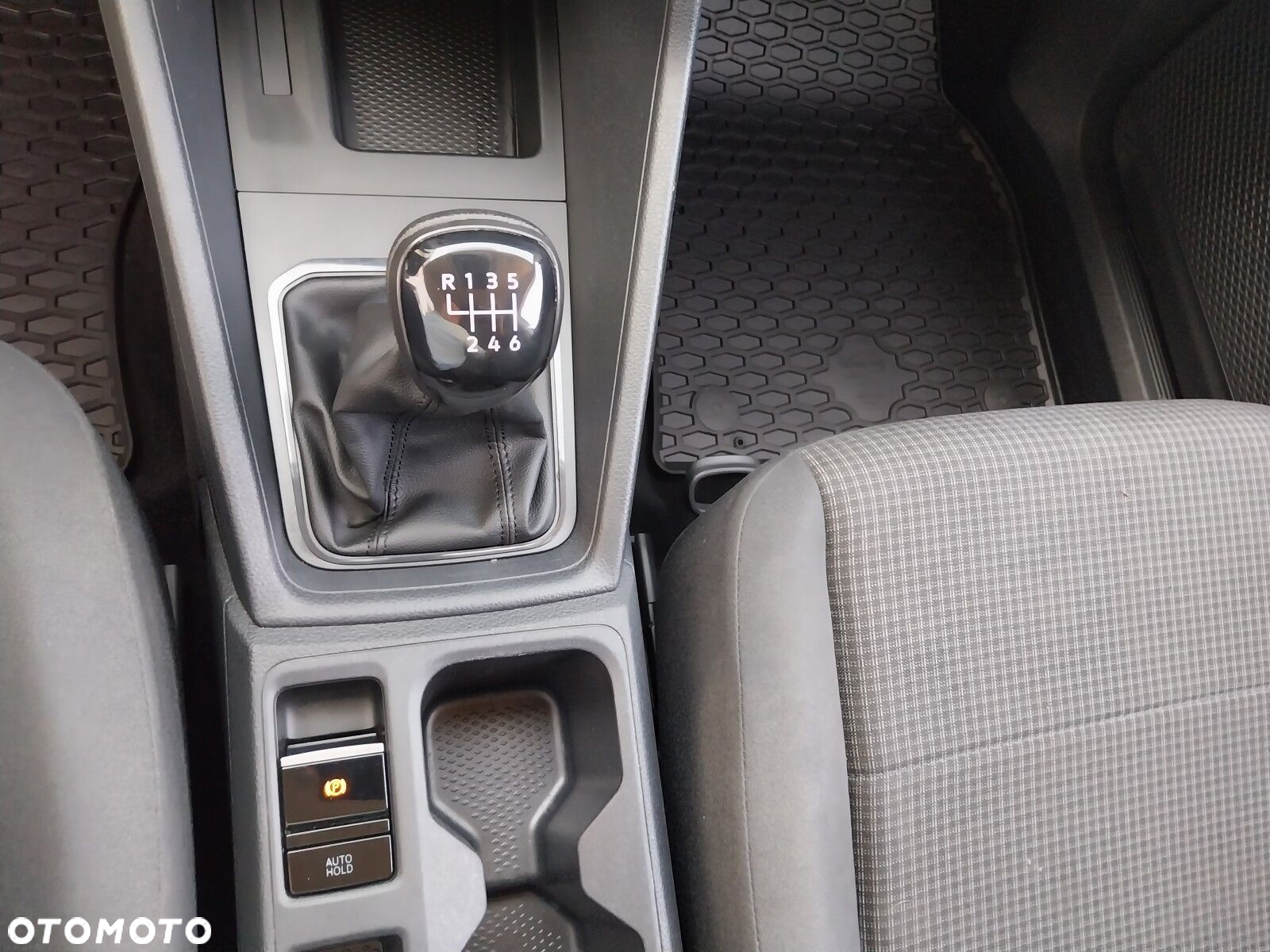 Volkswagen Caddy 2.0TDI 102KM - 15
