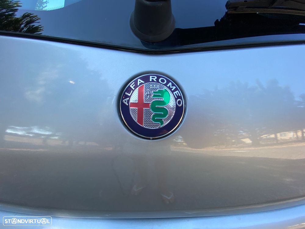 Alfa Romeo 147 1.6 TS - 9