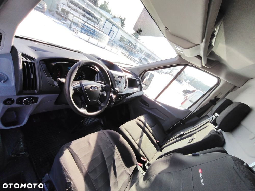 Ford Transit - 7