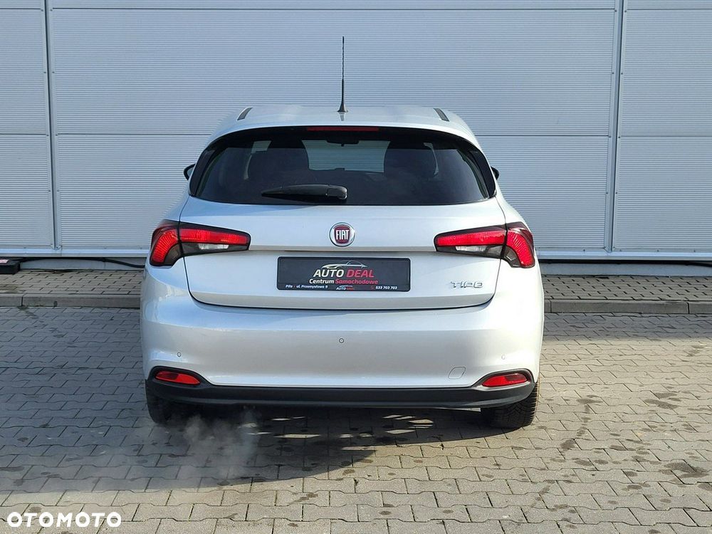 Fiat Tipo - 12