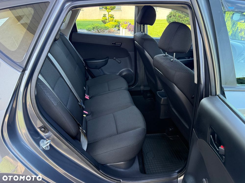 Hyundai i30 1.4 Blue Comfort - 18
