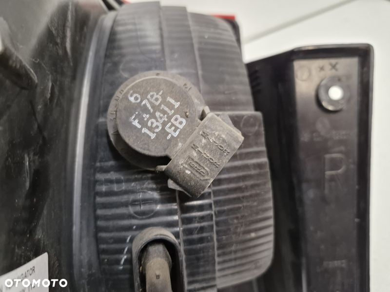 lincoln navigator 2 ii lampa prawy tył prawa tylna w błotnik - 11
