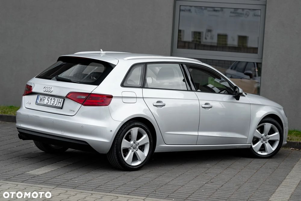 Audi A3 Sportback 1.8 TFSI Attraction - 13