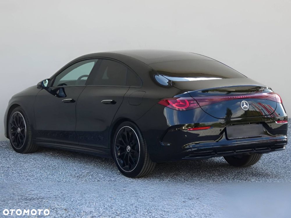 Mercedes-Benz CLA - 2