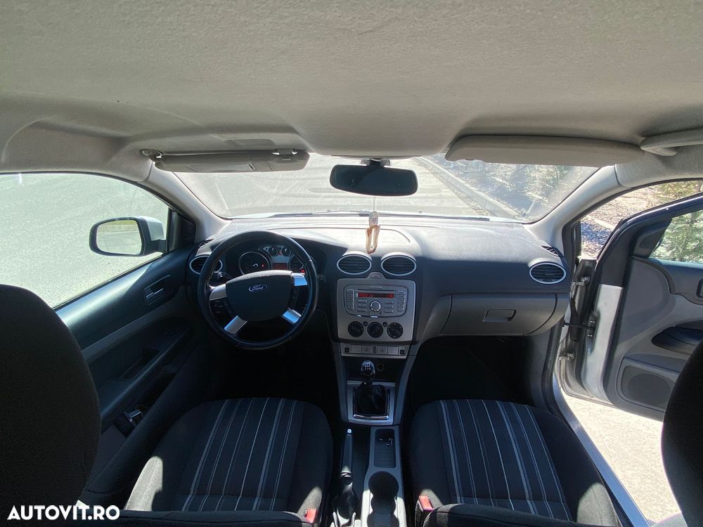 Ford Focus 1.6 TDCi Anniversary - 13