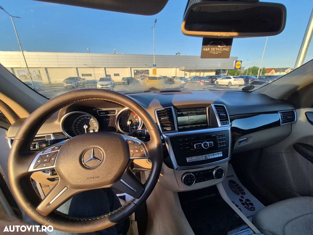 Mercedes-Benz ML - 16