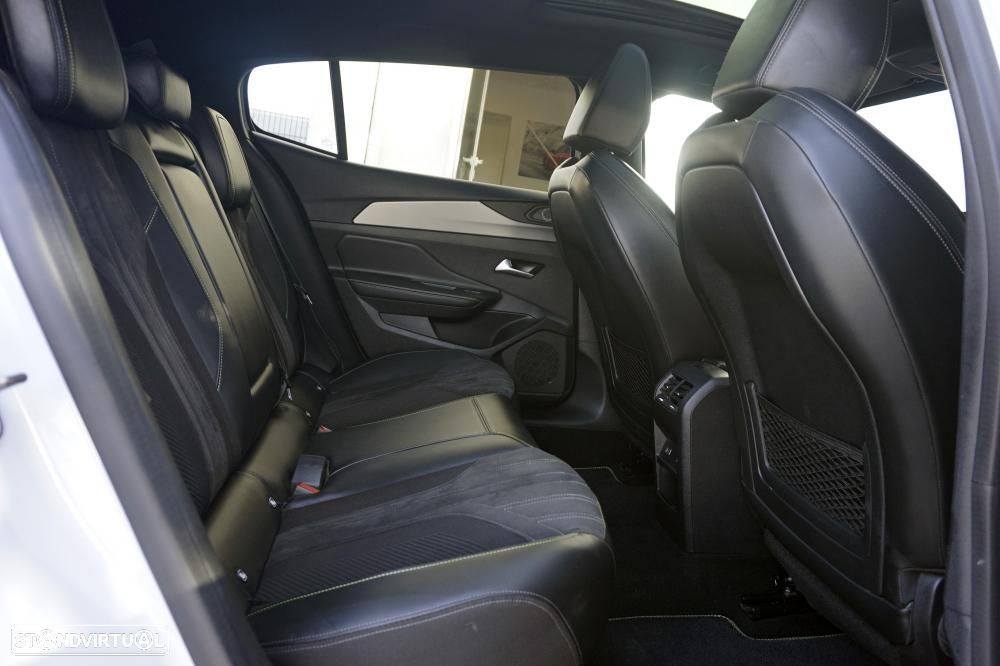 Peugeot 408 1.2 PureTech GT EAT8 - 4