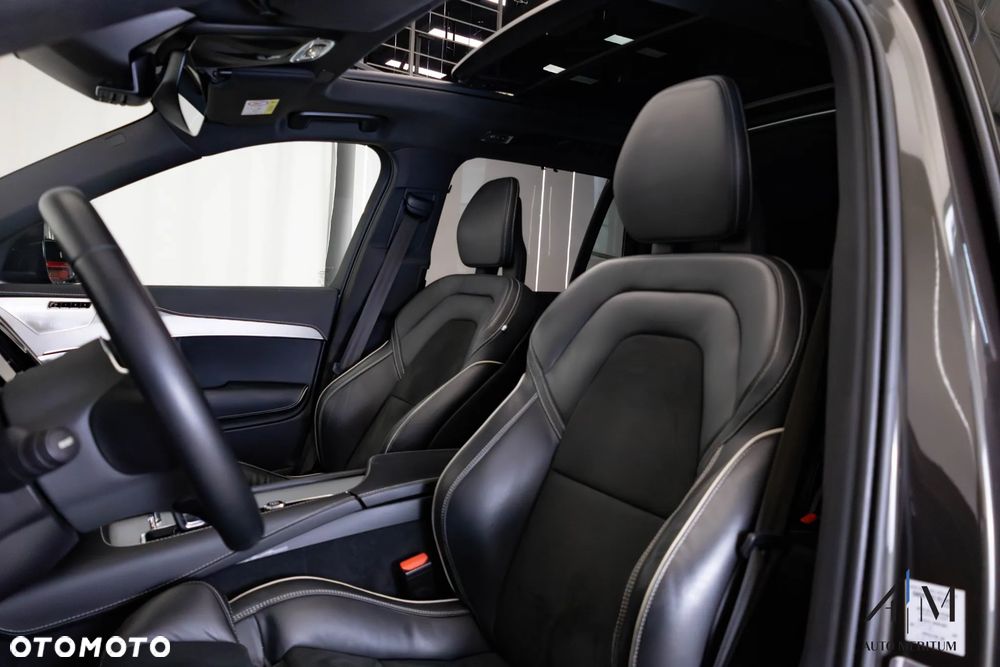 Volvo XC 90 B5 D AWD Ultimate Dark - 16