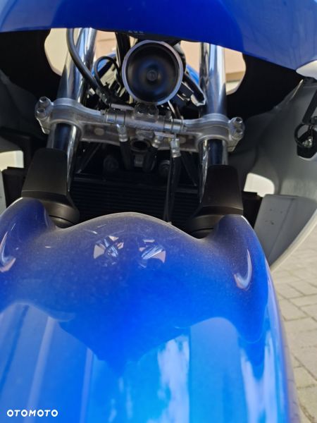 Suzuki GSX - 15