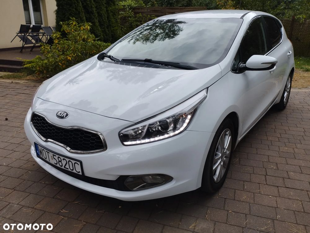 Kia Ceed Cee'd 1.6 CRDi XL - 2