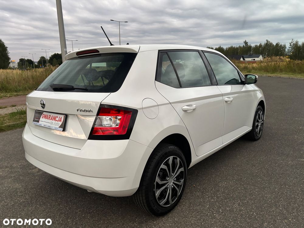 Skoda Fabia 1.0 TSI DSG Ambition - 10