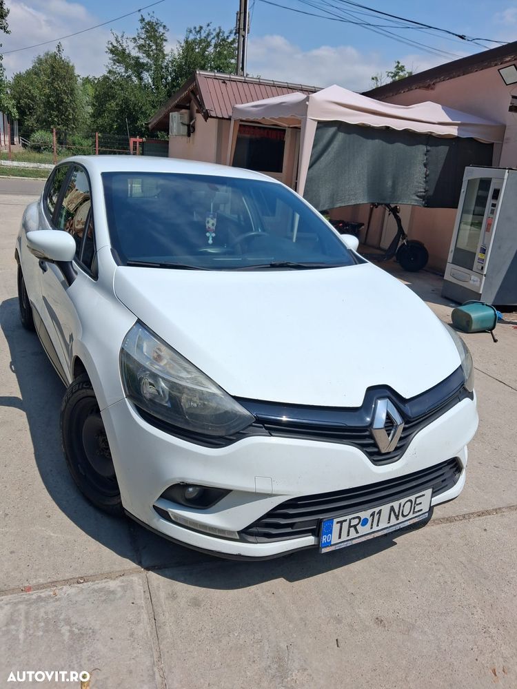 Renault Clio 1.5 dCi Authentique - 5