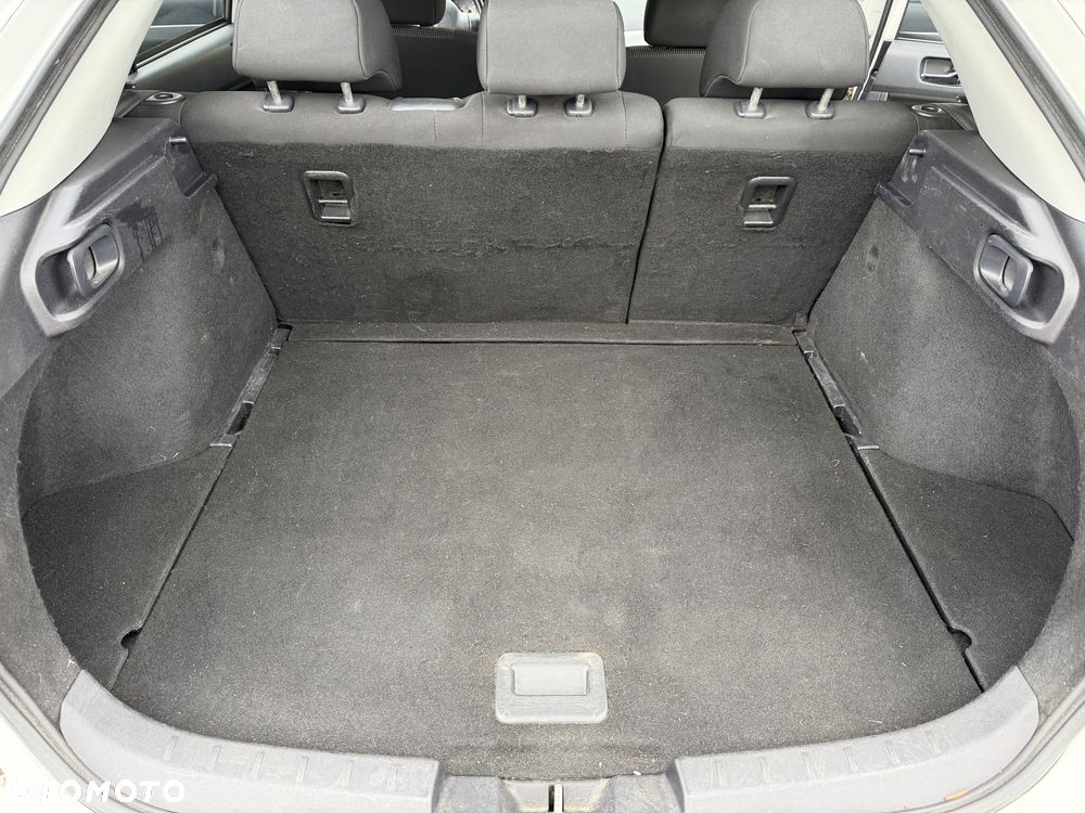 Mitsubishi Lancer 1.6 Invite - 16