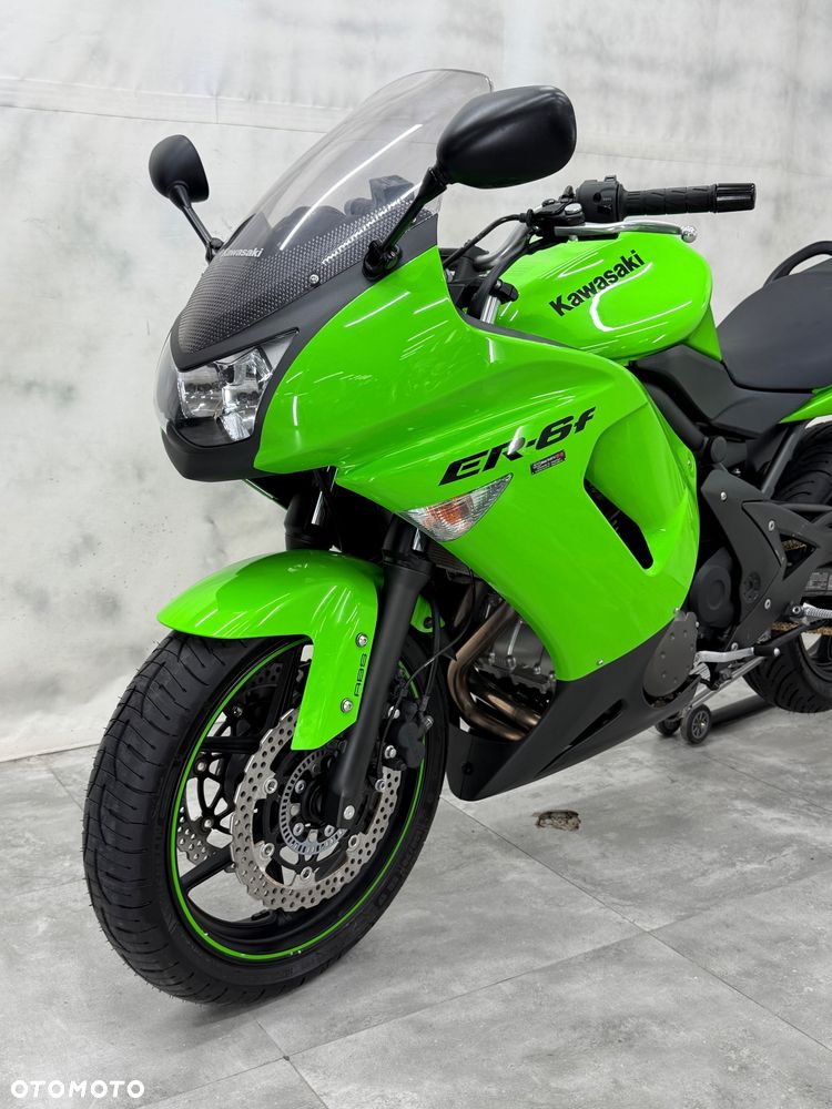 Kawasaki ER - 7