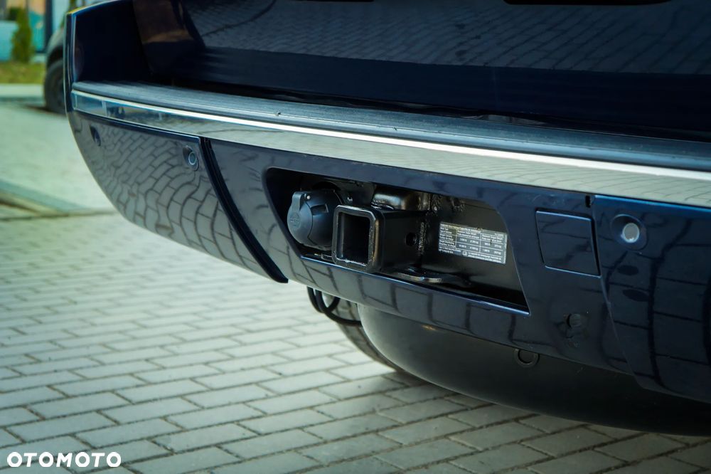 Cadillac Escalade - 37