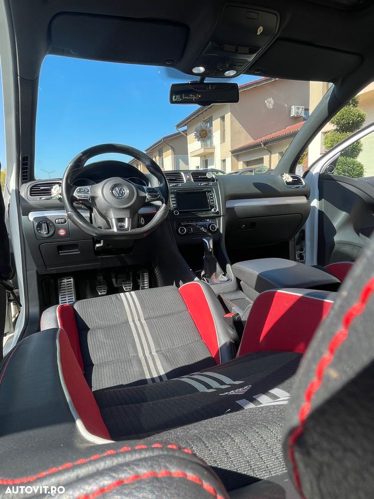 Volkswagen Golf - 19
