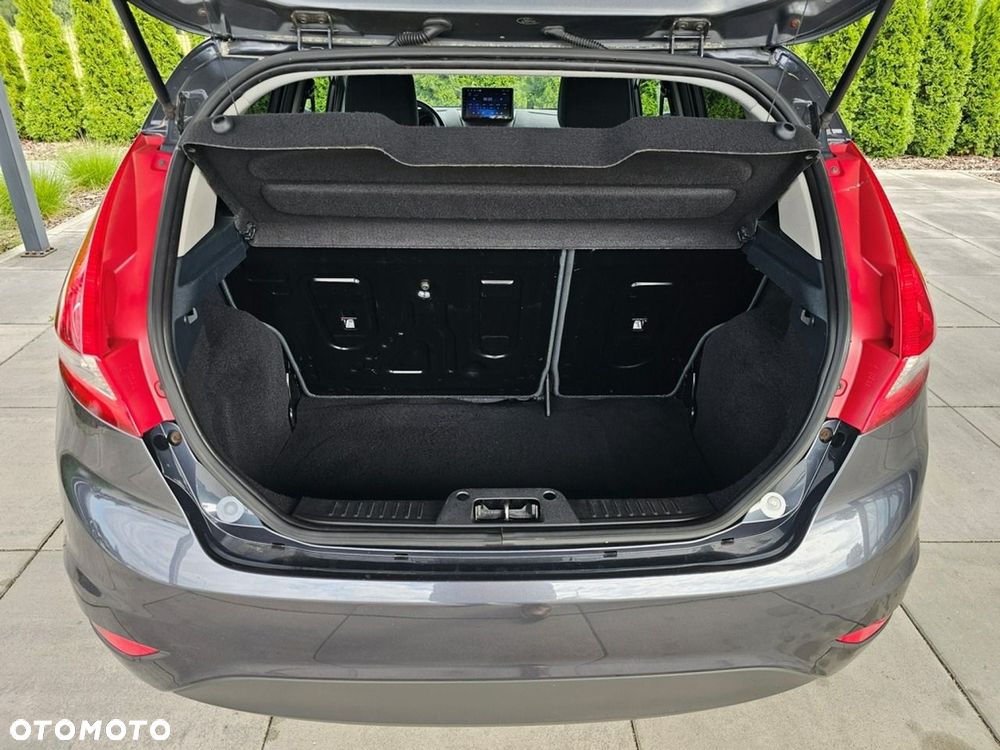 Ford Fiesta 1.25 Silver X Plus 2 - 26