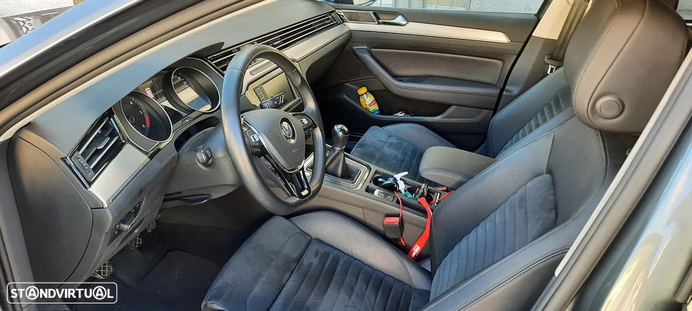 VW Passat Variant 2.0 TDi Highline - 3