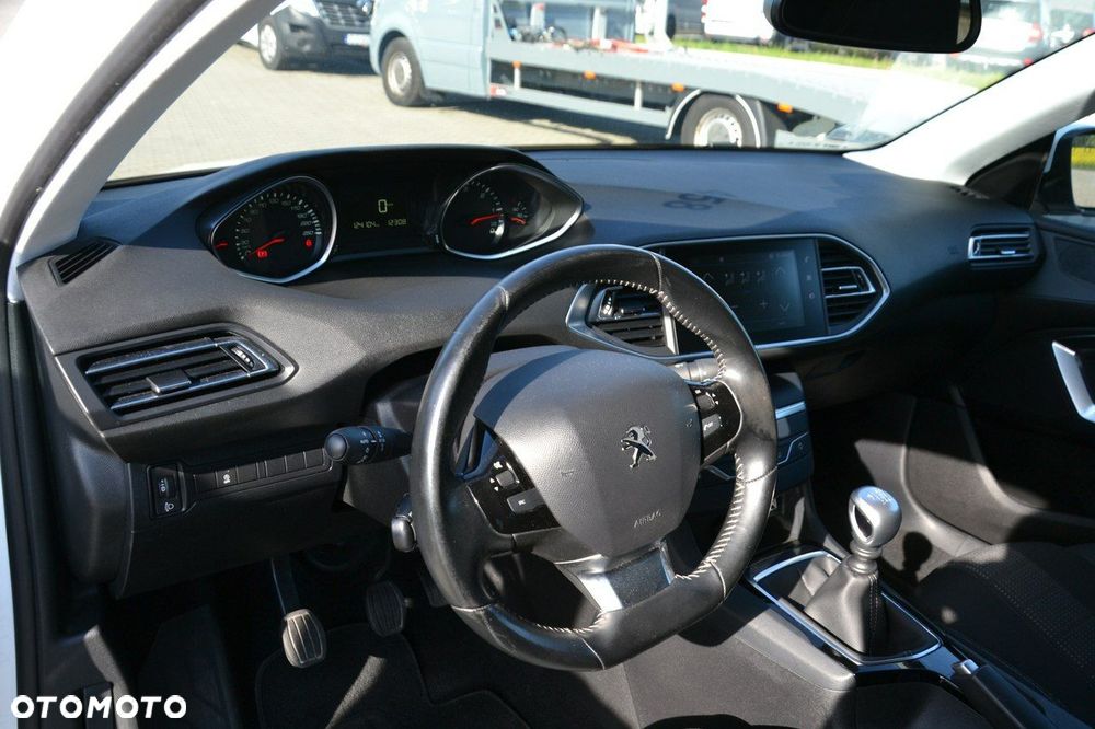 Peugeot 308 - 9