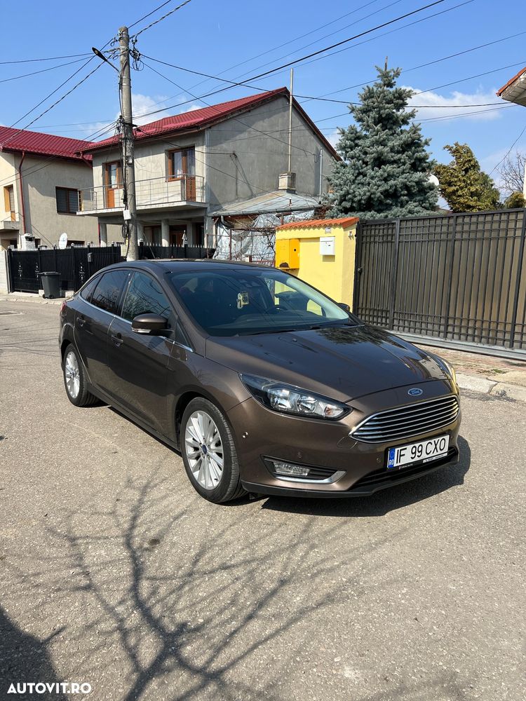 Ford Focus 1.5 EcoBoost Titanium - 5