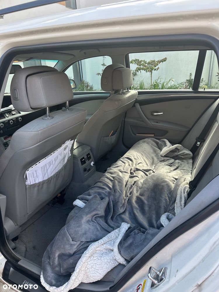 BMW Seria 5 520d - 12