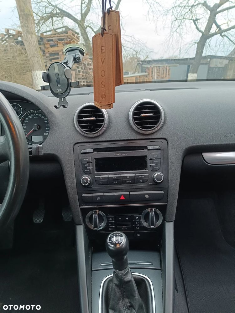 Audi A3 Sportback 1.4 TFSI Ambiente - 10