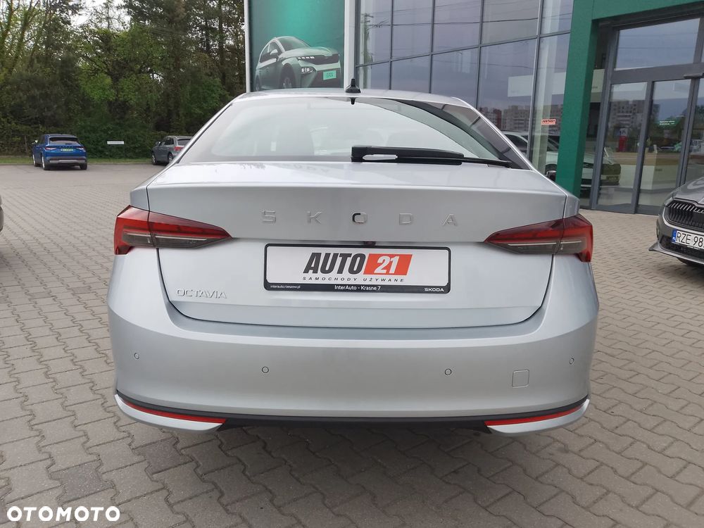 Skoda Octavia 1.5 TSI Essence - 7