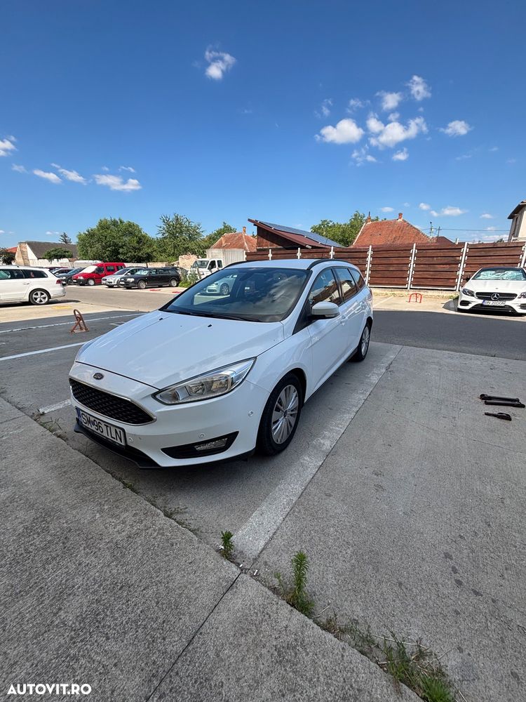 Ford Focus 2.0 TDCI Trend - 8