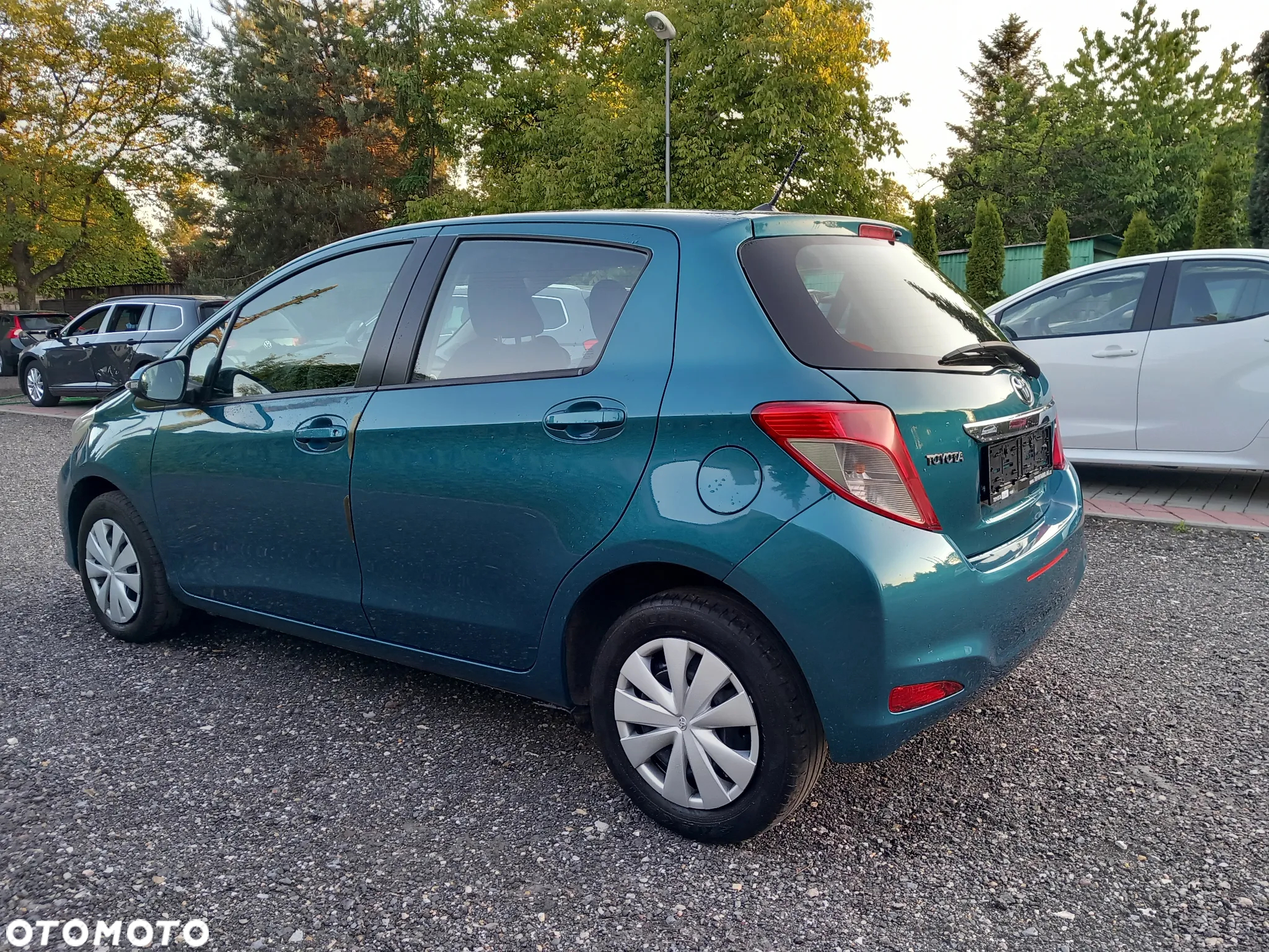 Toyota Yaris 1.0 VVT-i - 4