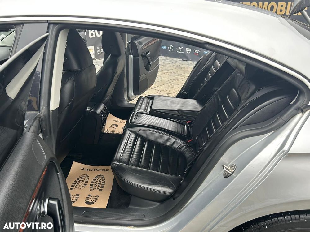 Volkswagen Passat 2.0 FSI Comfortline - 7