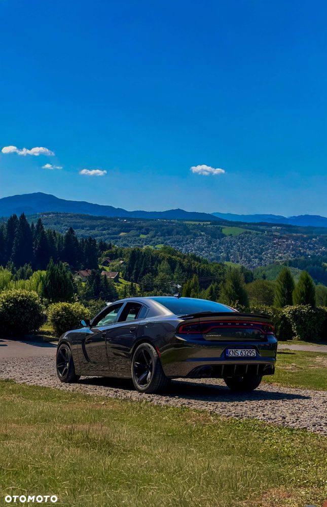 Dodge Charger - 2