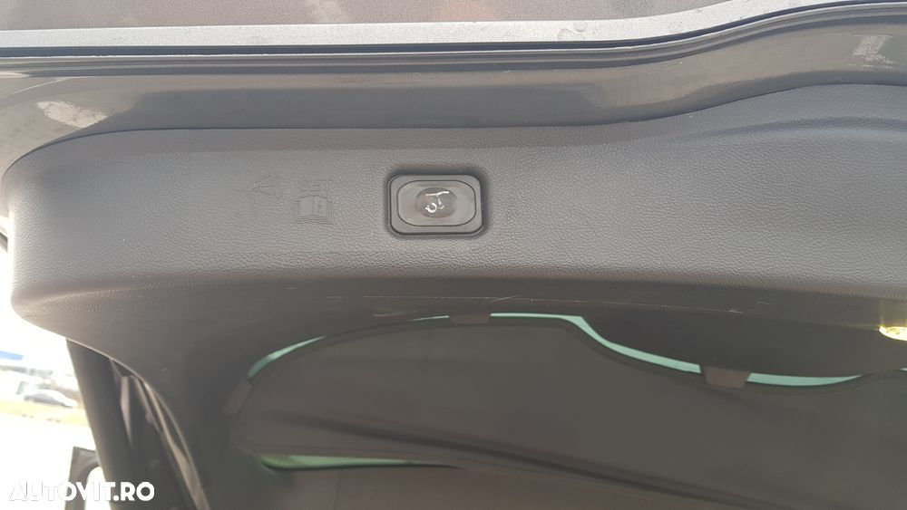 Ford S-Max 2.0 TDCi Powershift Titanium - 14