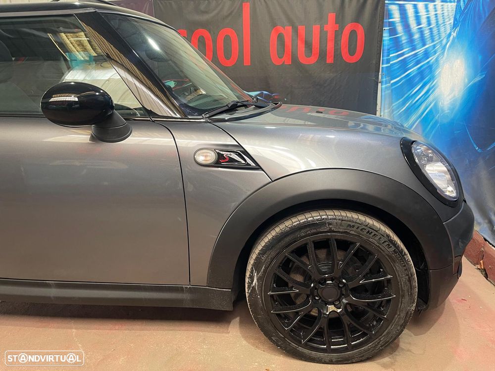 MINI 3 Portas Cooper S - 30