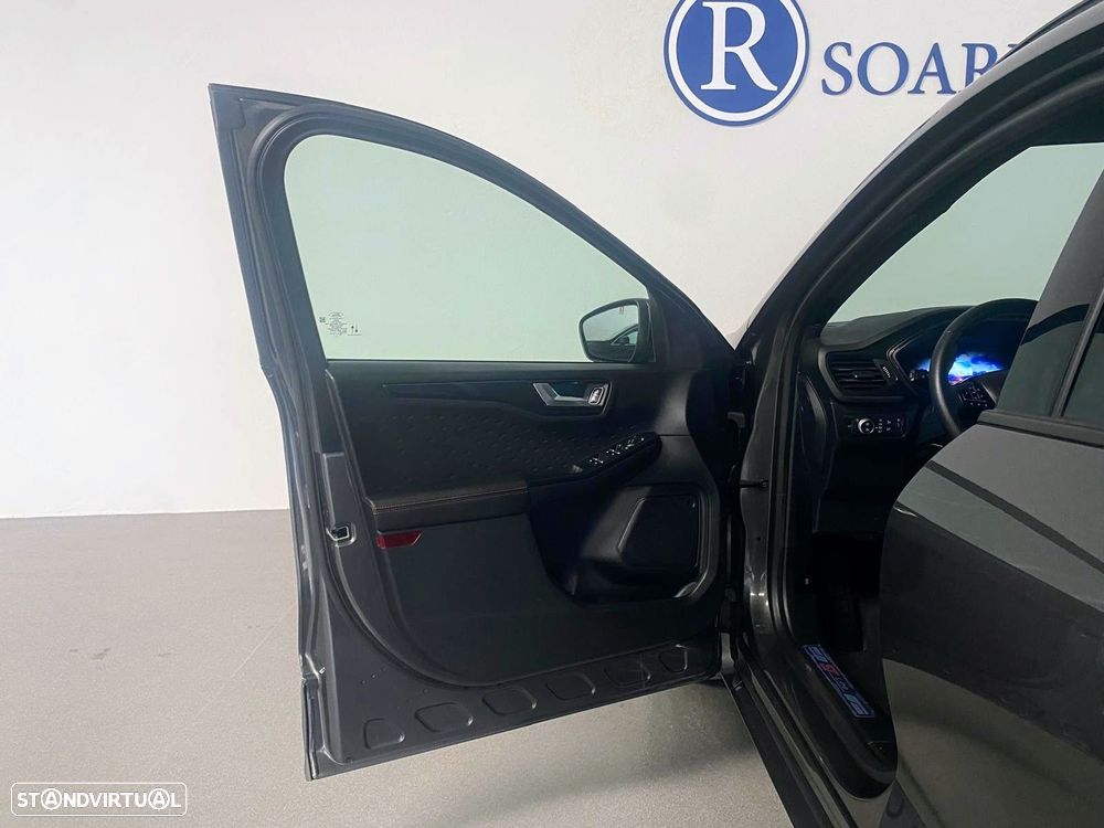 Ford Kuga 2.0 TDCi EcoBlue ST-Line X - 14