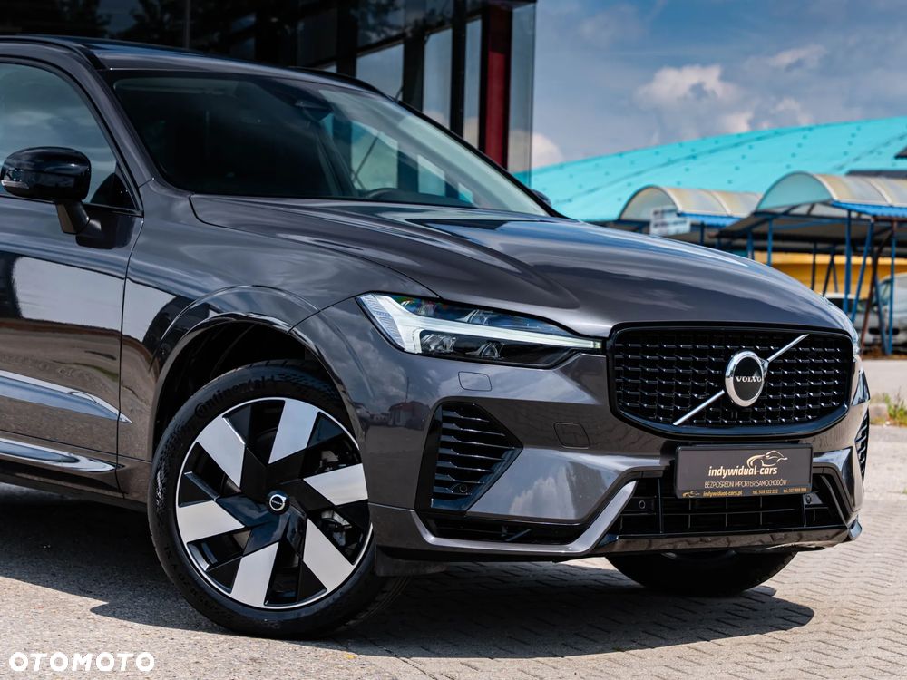 Volvo XC 60 T6 Plug-In Hybrid AWD R-Design - 10
