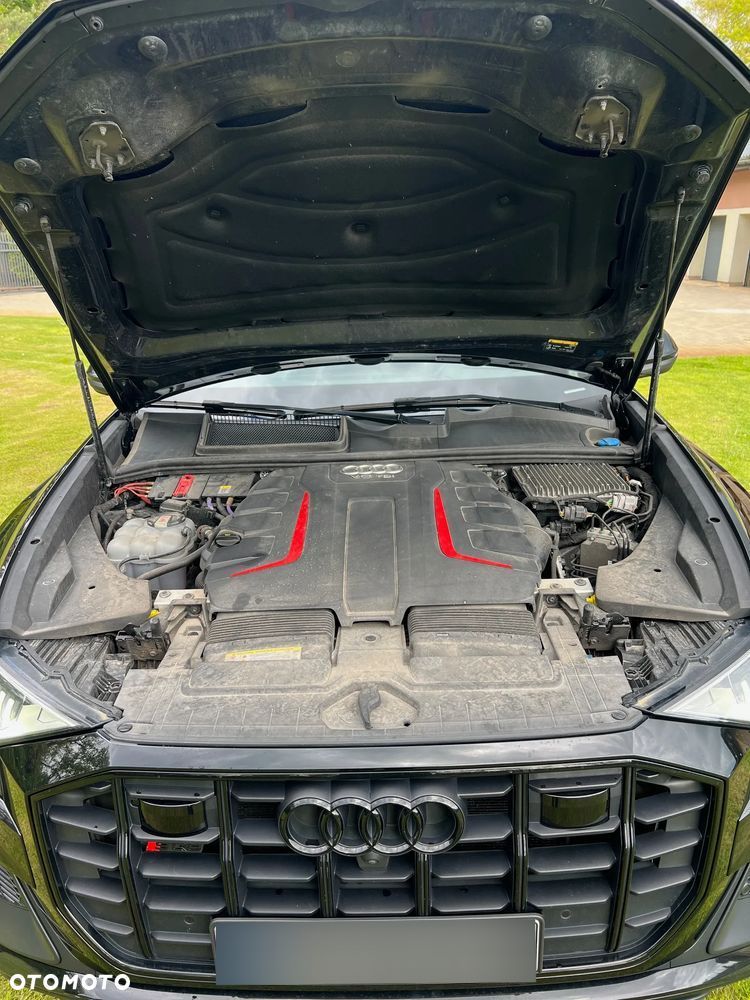 Audi SQ8 - 12