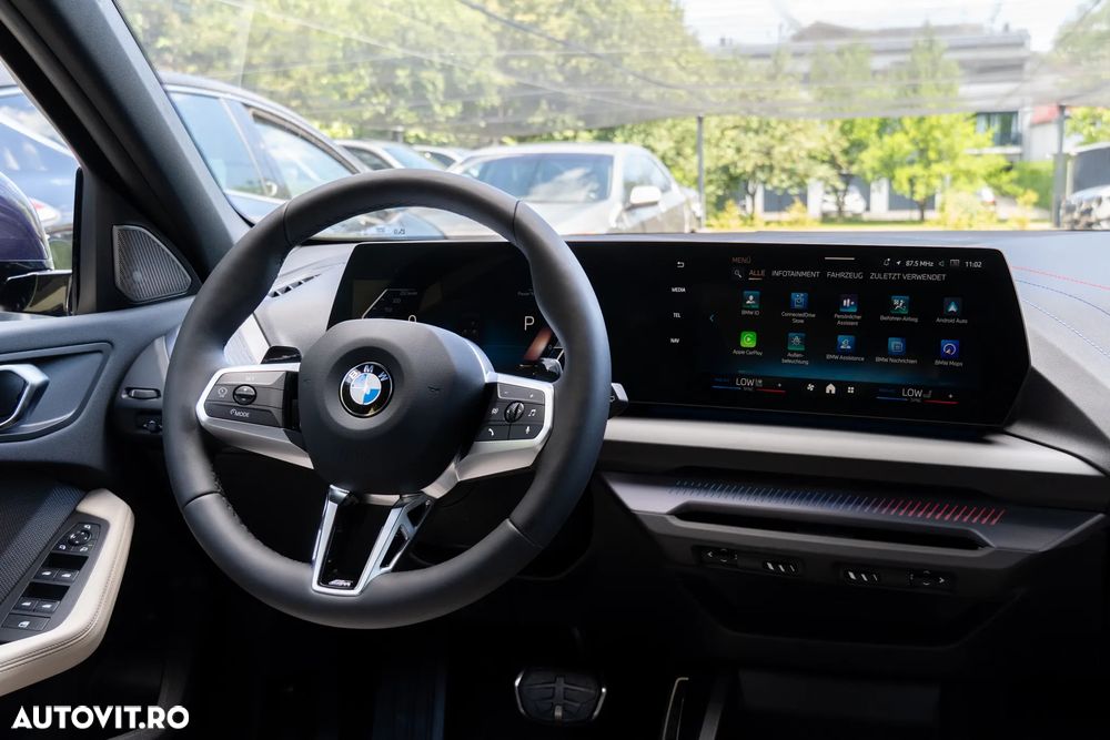 BMW Seria 1 120 AT MHEV - 9