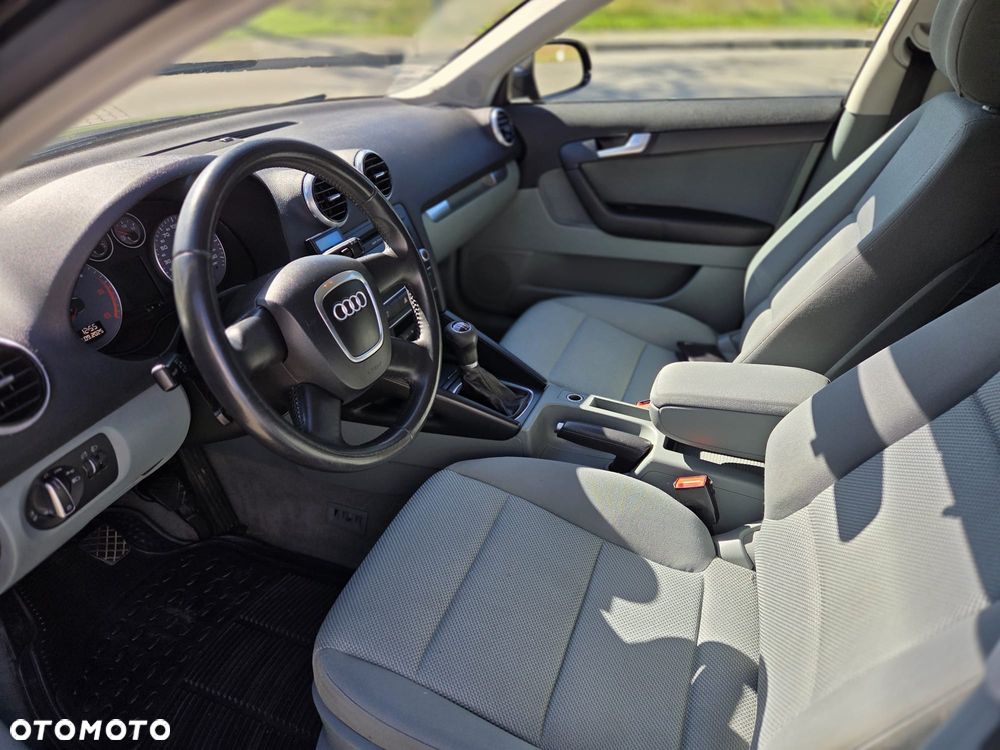 Audi A3 Sportback - 5