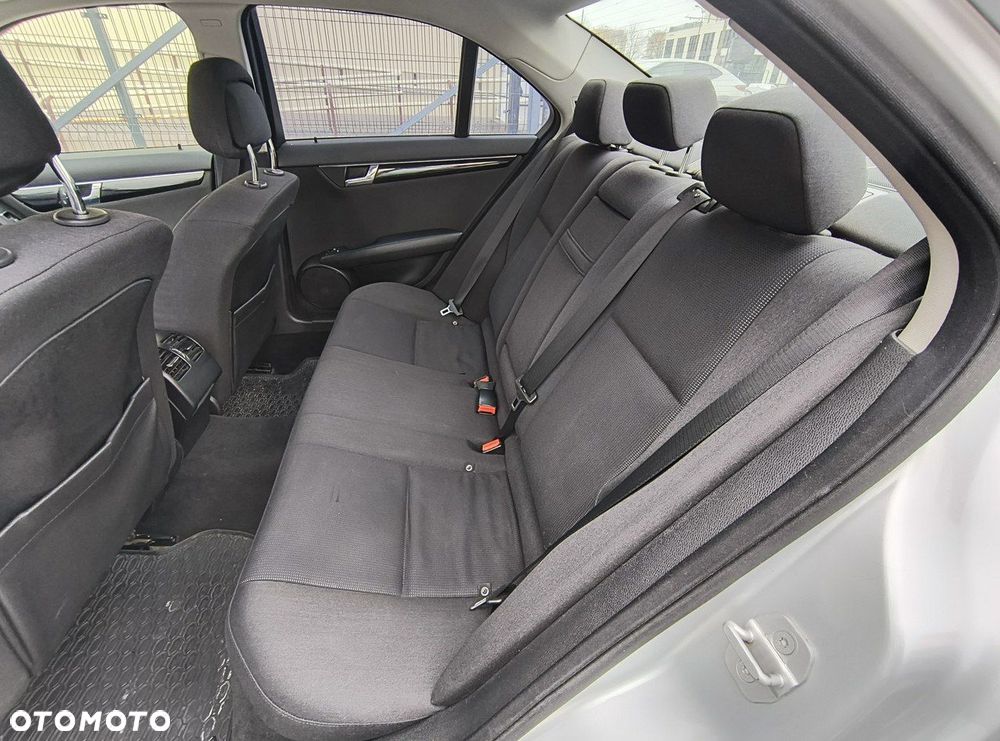 Mercedes-Benz Klasa C 180 Kompressor Elegance - 14