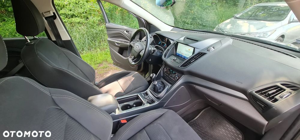 Ford Kuga 1.5 EcoBoost FWD Edition ASS MMT6 - 7