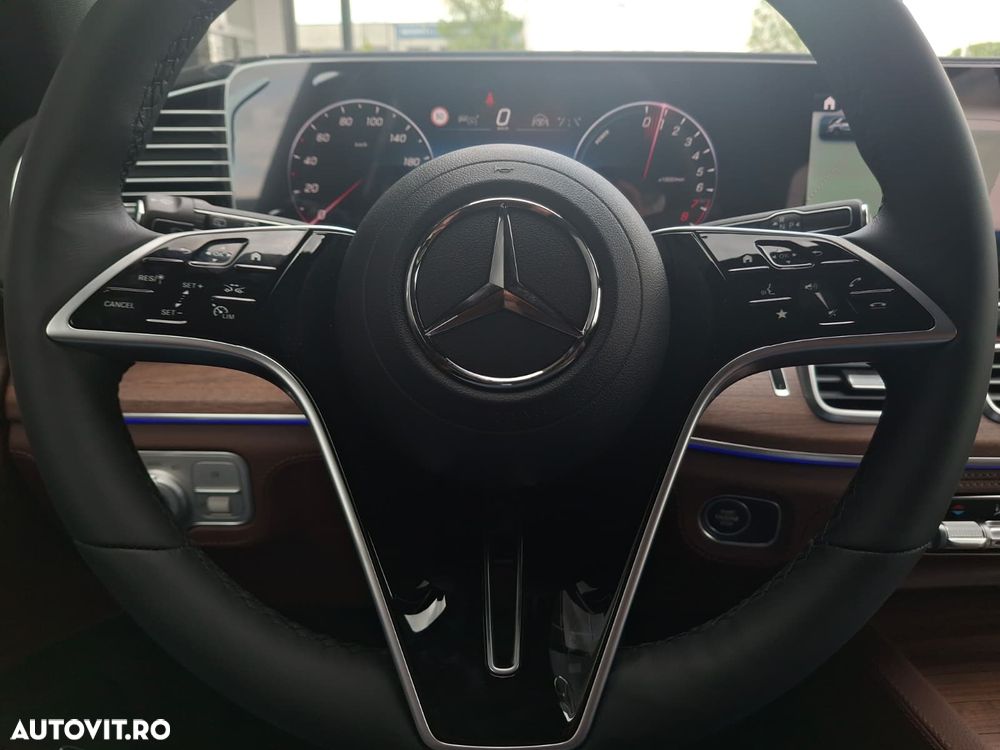 Mercedes-Benz GLE 400 e 4Matic 9G-TRONIC AMG Line Advanced Plus - 24