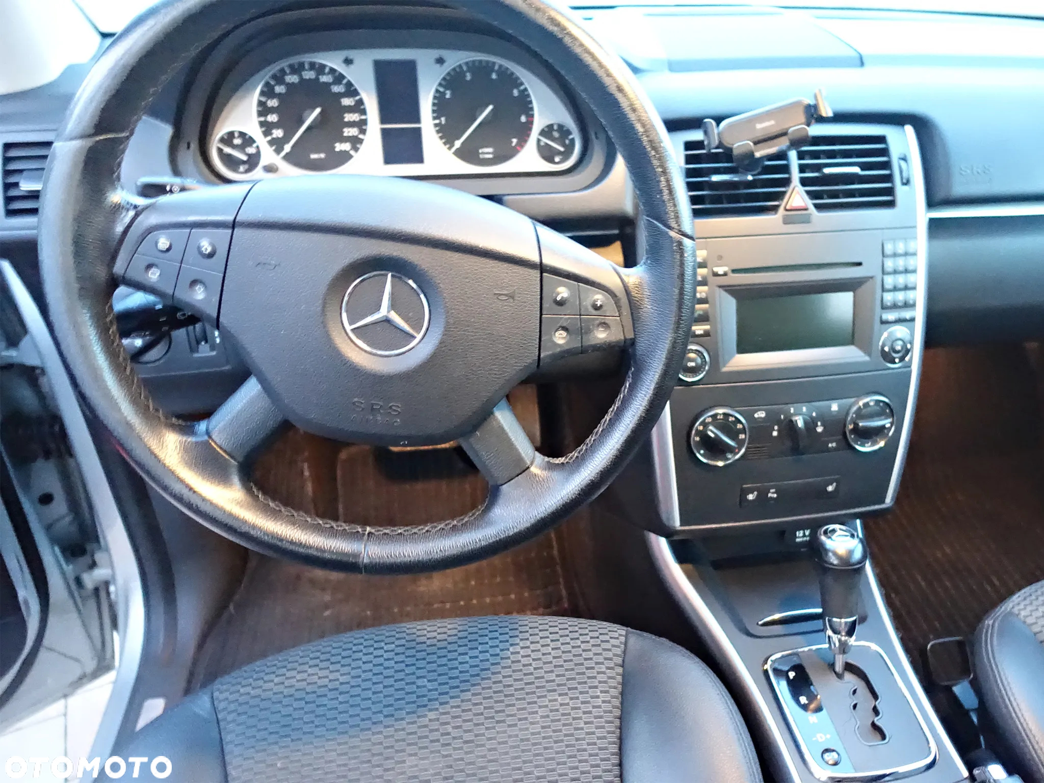 Mercedes-Benz Klasa B 180 EU5 - 10
