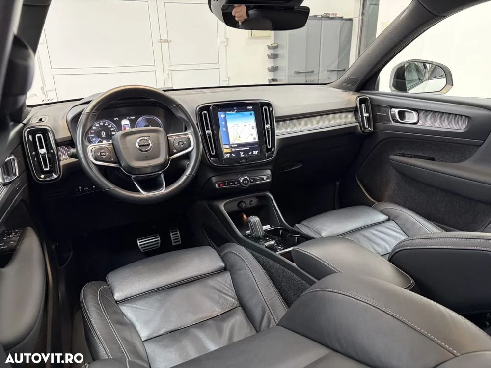 Volvo XC 40 - 6