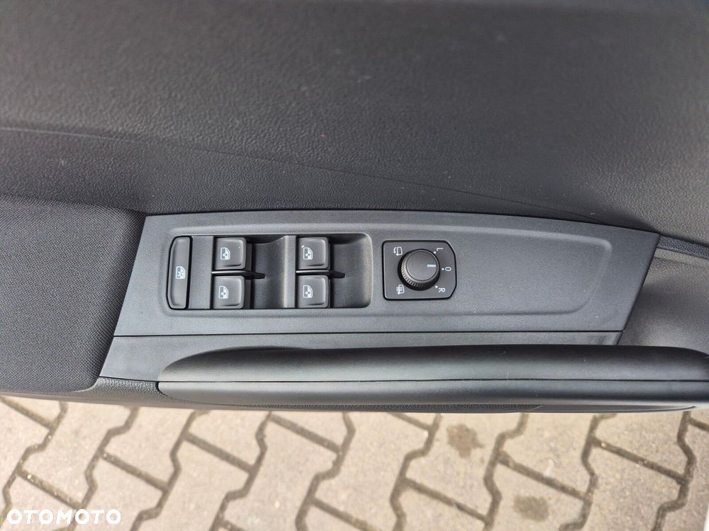 Skoda Fabia 1.0 TSI Selection DSG - 14