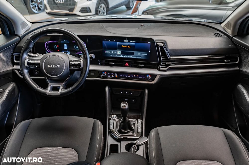 KIA Sportage 2023 — imagine 5