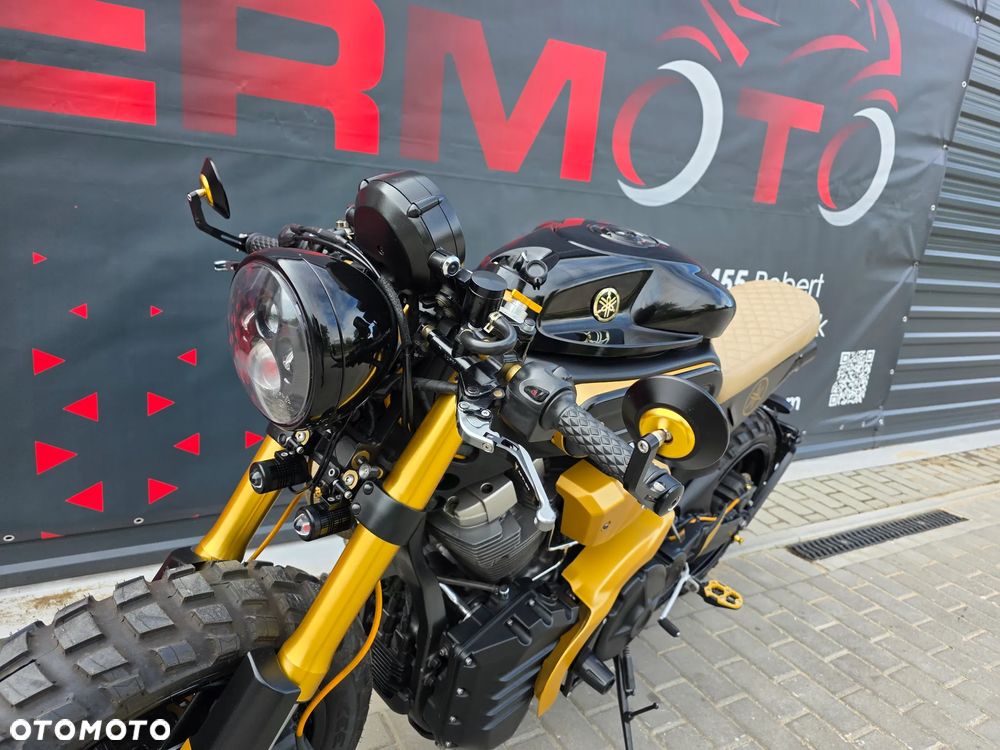 Yamaha MT - 24