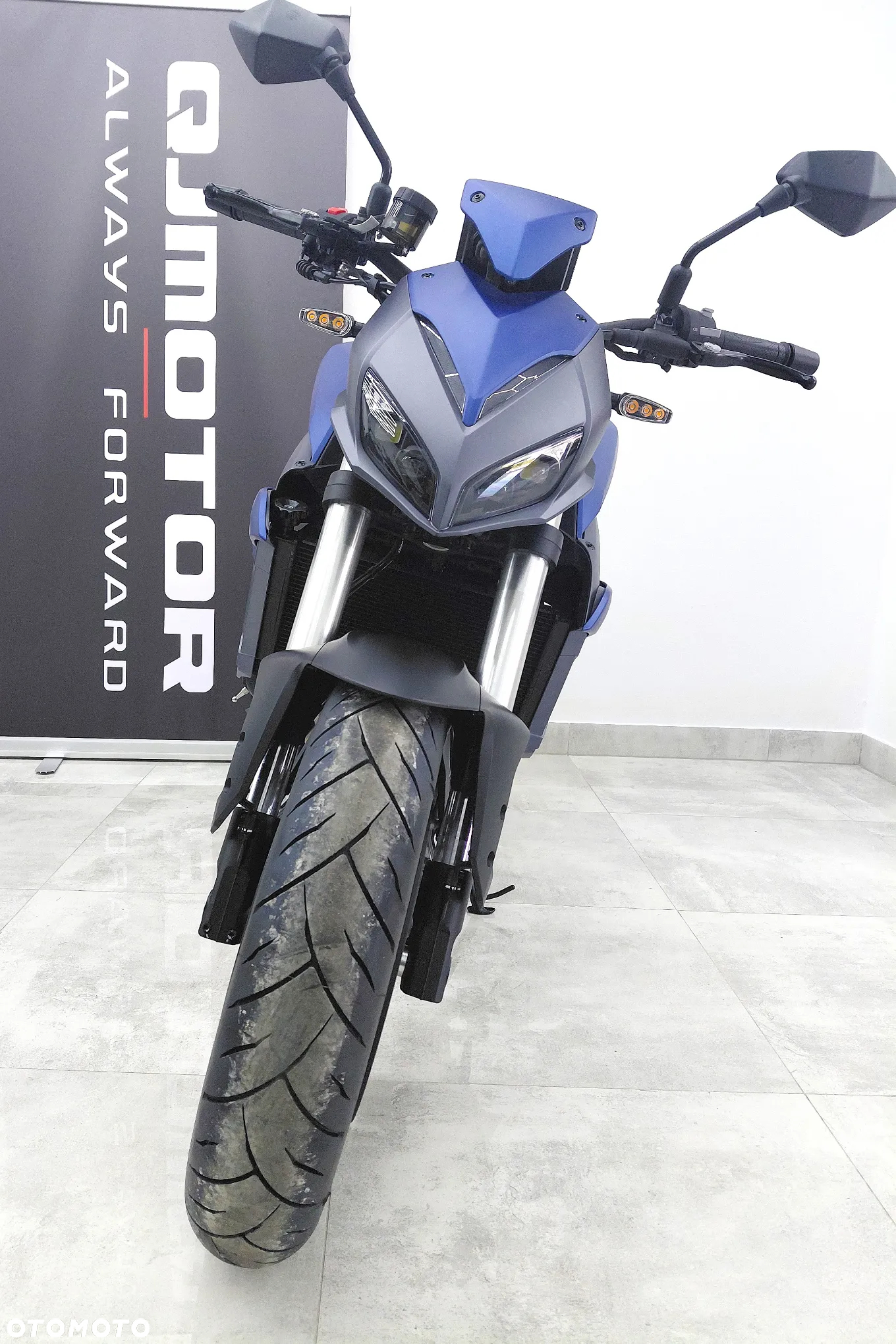 QJMOTOR SRK 700 - 5