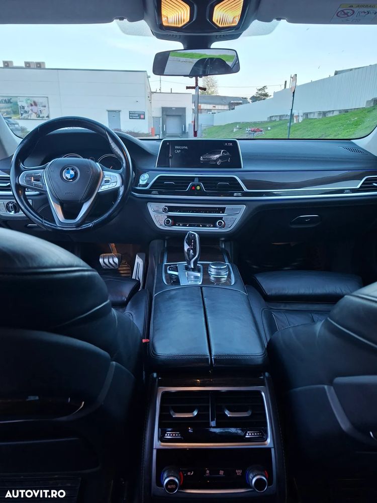 BMW Seria 7 740d xDrive - 10